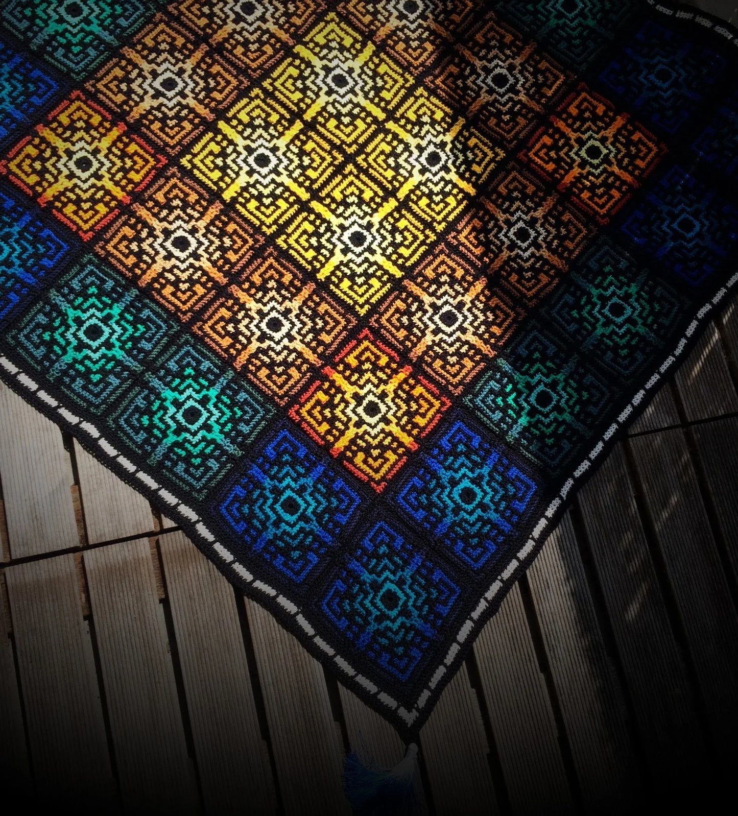 Medina Mosaic Crochet Pattern – Vibrant Tiles Design 🧶