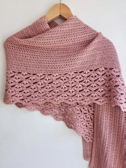 🌸 Beginner-Friendly Floral Crochet Wrap – Light & Lacy (PDF)