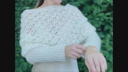 🌷 Beginner Crochet Sweater Scarf – Stylish & Quick to Make